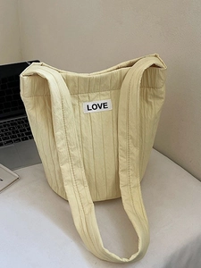 Women Retro Pleated Quilted Tote Bag Large Capacity Crossbody Bag Japanese Style Fabric Shoulder Bag With LOVE Patch