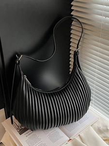 Retro Pleated Dumpling Crossbody Bag For Women Large Capacity PU Leather Half Moon Shoulder Bag Adjustable Strap Niche Bag