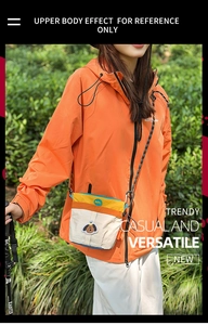 Borsa a tracolla outdoor con ricamo cane carino e design in nylon a blocchi di colore