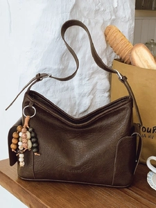 Vintage PU Leder Schultertasche Für Damen Retro Hobo Tasche Mit Perlenanhänger Große Kapazität Unterarm Shopper Nische Handtasche