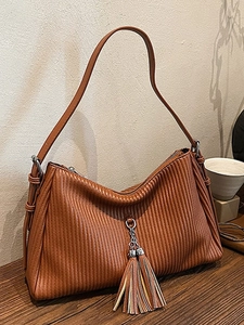 Vintage Pleated Hobo Crossbody Bag For Women Large Capacity PU Leather Shoulder Bag With Tassel Commuting Dumpling Bag Solid Color