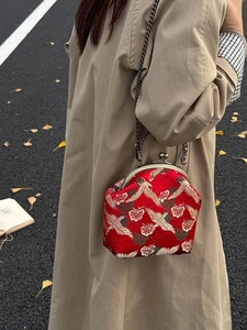 Vintage red silk handbag with crane embroidery and metal chain strap for women