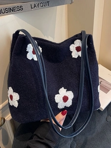 Women Large Capacity Plush Bucket Bag Floral Bow Embroidery Autumn Winter Casual Shoulder Bag Retro Fleece Tote Handbag