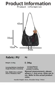 Tableau des tailles détaillé pour le grand sac fourre-tout en cuir PU noir avec ours