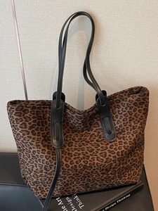 Sac Fourre-tout Vintage Imprimé Léopard pour Femmes Grande Capacité Style Daim Sac à Main Décontracté pour Étudiantes Automne Hiver