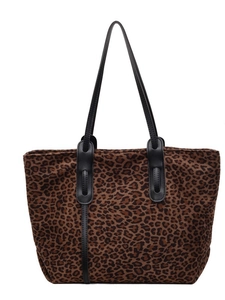 Grand sac cabas en daim imprimé léopard avec bandoulières en cuir noir pour l'hiver