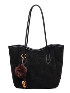 Grand sac cabas noir en suédine avec bandoulière en cuir et pompon décoratif marron