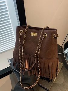 Vintage Tassel Bucket Bag For Women Rhombic Quilted Crossbody Bag With Metal Chain Strap Retro Bohemian Fashion Shoulder Bag