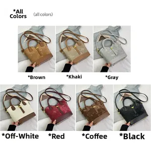 Présentation des options de couleurs du sac seau incluant marron, rouge et kaki