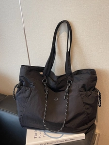 Borsa Tote in Tela da Donna a Grande Capacità Semplice Borsa a Tracolla con Coulisse Pieghettata Borsa da Scuola Pendolare Casual