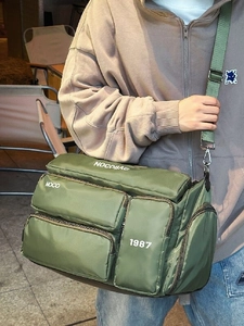 Large Capacity Nylon Travel Duffel Bag Multi Functional Sports Fitness Bag For Men Women Streetwear Letter Print Weekender Bag
