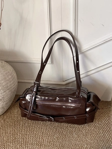Vintage Glossy PU Leather Underarm Bag For Women Large Capacity Punk Workwear Shoulder Bag With Metal Eyelets Buckles