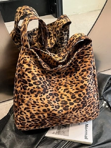 Sac Fourre-tout Vintage Imprimé Léopard pour Femmes Grande Capacité Sac à Bandoulière en Nylon Rétro Hobo Sac Décontracté