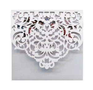 Laser Cut Wedding Invitation Cards Hollow Out Pearlescent Paper Elegant Floral Pattern Invitations With Envelopes For Banquet Party Engagement