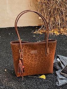 Vintage Leopard Print Tote Bag For Women Large Capacity PU Leather Shoulder Bag With Tassel Detail Fashion Shopping Bag