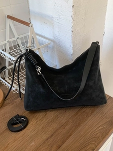 Sac fourre-tout chic en daim noir avec nœud décoratif et bandoulière amovible