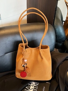 Large Capacity Faux Suede Shoulder Bag For Women Vintage Tote Bag With Pom Pom Charm Magnetic Buckle Solid Color Handbag