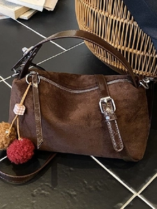 Vintage Women Suede Velvet Shoulder Bag PU Frosted Large Capacity Pillow Bag Minimalist Handbag With Plush Ball Pendant