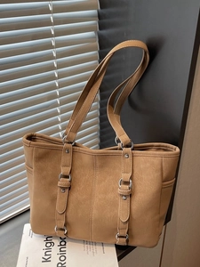Retro camel brown large tote bag with top handles and vintage leather texture