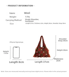 Size guide for knit tote bag showing dimensions 37x28cm and comparison with smartphone