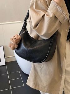 Black large hobo tote bag in lychee pattern leather with cute bear charm and wide strap