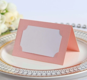 Marque-places Style Européen Découpe Laser Élégant Papier Perlé Cartes de Nom de Table pour Mariage Banquet Fête Étiquettes de Siège