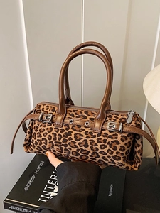Vintage Leopard Print Boston Bag For Women Winter Suede Handbag Trendy Cylindrical Pillow Bag Casual Commute Tote Handbag