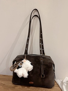 Retro dark brown oversized faux suede shoulder bag with adjustable long straps