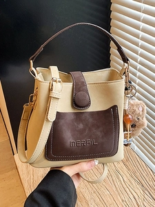 Vintage PU Leather Bucket Bag For Women Retro Contrast Color Crossbody Bag With Bear Charm Small Shoulder Bag Daily Handbag