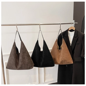 Detailed comparison of vintage matte tote bags in dark brown, black, and khaki finishes