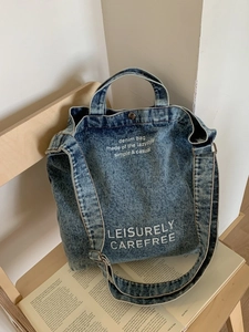 Sac Fourre-tout en Denim Délavé Vintage pour Femmes Grande Capacité Imprimé Lettres Sac Bandoulière École Sac à Main