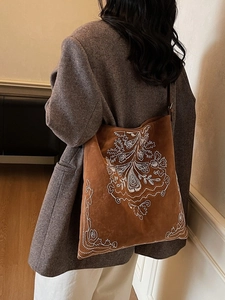 Vintage Tragetasche aus braunem Wildleder mit weißer Blumenstickerei und großem Fach