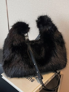 Women's Fashion Plush Handbag Casual Faux Fur Shoulder Bag With Adjustable Leather Strap For Autumn And Winter Daily Style