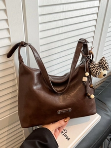 Vintage PU Leather Hobo Shoulder Bag For Women Large Capacity Tote Bag With Plush Pendant Adjustable Crossbody Handbag Fashion Bag