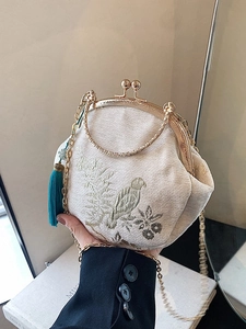 Vintage beige shell bag with chain strap and traditional Chinese bird embroidery