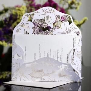 Elegant Laser Cut Floral Hollow Invitation Cards Envelopes Artificial Pearl Paper Lace Design Wedding Birthday Party Invitations