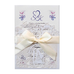 Elegant European Laser Cut Wedding Invitation Cards Artificial Pearl Paper Carriage Rose Design Wedding Engagement Party Supplies
