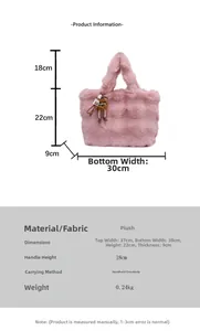 Détails et dimensions du sac cabas en peluche rose avec texture douce en fourrure