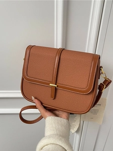 Vintage Minimalist PU Leather Small Square Crossbody Bag For Women Retro Flap Shoulder Bag With Gold Buckle All-match Daily Pouch