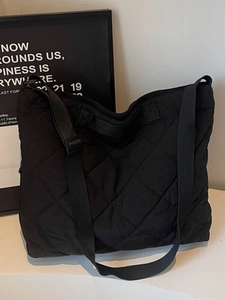 Women Large Capacity Quilted Tote Bag Rhombus Pattern Puffy Crossbody Bag Fashion Padded Shoulder Bag Casual Shopping Travel Handbag