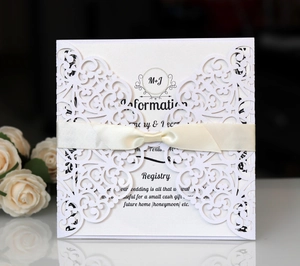 Elegante Laser Geschnittene Hochzeits Einladungskarten Mit Satinband Schleife Europäischer Stil Hohle Florale Einladungen Für Hochzeitsfeier