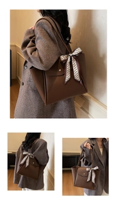 Détails du grand sac cabas marron avec bouton pression et foulard en soie décoratif
