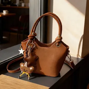 Vintage Matte PU Bucket Bag For Women Retro Stitching Top Handle Shoulder Bag With Cute Bear Star Charm Daily Commuting Bag
