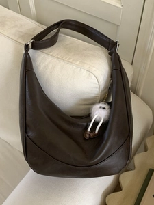 Retro PU Hobo Bag For Women Large Capacity Shoulder Crossbody Bag With Cute Plush Monster Pendant Fashion Casual Satchel