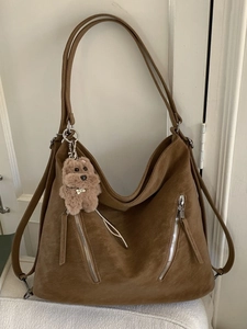 Japanese Harajuku Style Large Capacity PU Leather Shoulder Bag For Women Vintage Hobo Backpack With Plush Pendant Commute Handbag