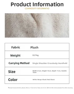 Vue détaillée de la texture peluche et des dimensions du sac seau à bandoulière souple