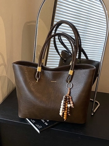 Grand Sac Cabas Vintage en Simili Cuir PU pour Femmes Sac à Épaule Rétro à la Mode avec Pendentif en Perles Sac à Main Élégant