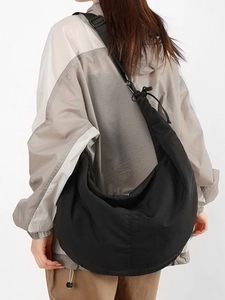 Women Large Capacity Nylon Dumpling Crossbody Bag Lightweight Ruched Drawstring Hobo Shoulder Bag For Students Casual Daily Travel