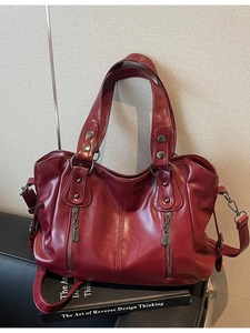 Grand sac cabas rétro rouge foncé en similicuir avec bandoulière pour le quotidien