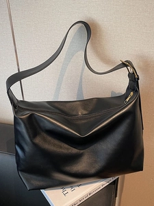 Borsa Hobo da Donna in Pelle PU di Grande Capacità Borsa a Tracolla Minimalista Tinta Unita Borsa a Spalla Casual Retrò